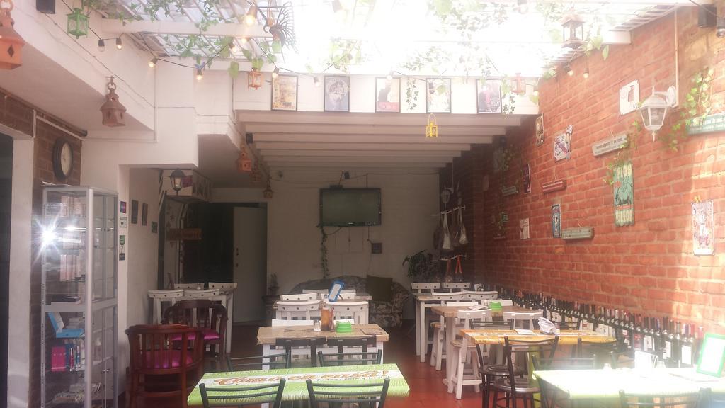Como En Casa! Restaurante Y Hostal Bogotá Esterno foto